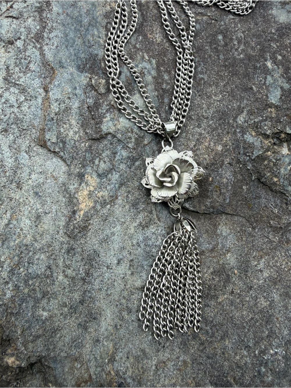 Vintage Sarah Coventry Silver Floral Tassel Rose Pendant Necklace